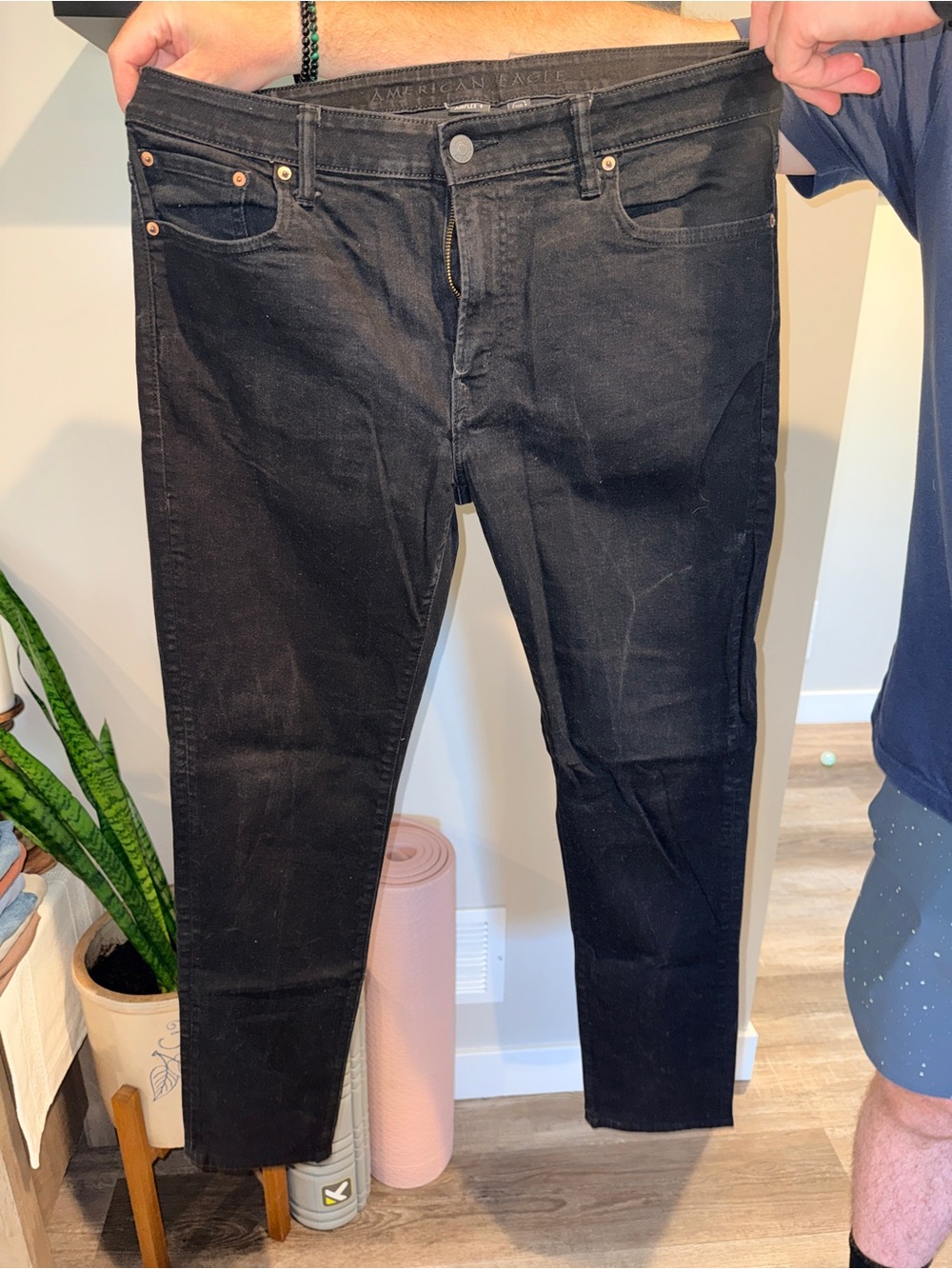 American Eagle Outfitters Men's Black Skinny Jeans